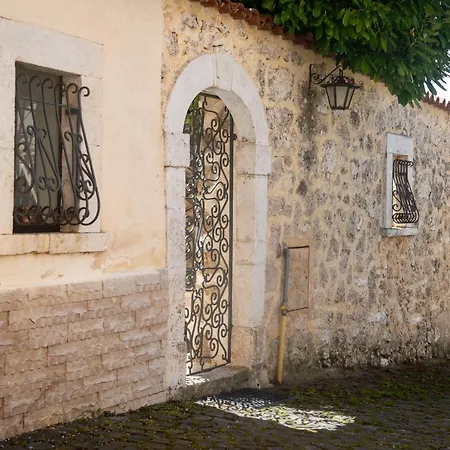 Holiday home Calvisihome - Eleganza E Comfort Sul Gran Sasso