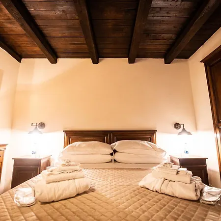 Calvisihome - Eleganza E Comfort Sul Gran Sasso Nyaraló *