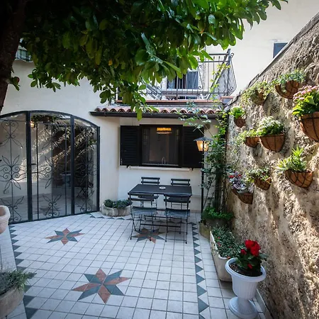 Holiday home Calvisihome - Eleganza E Comfort Sul Gran Sasso Castelvecchio Calvisio